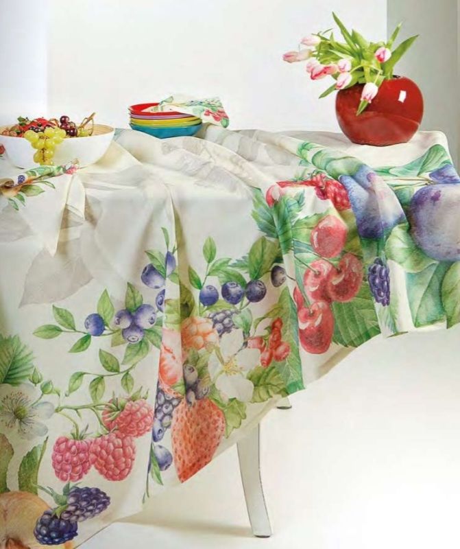 TOVAGLIA DA TAVOLA 180X270 CON 12 TOVAGLIOLI MACEDONIA